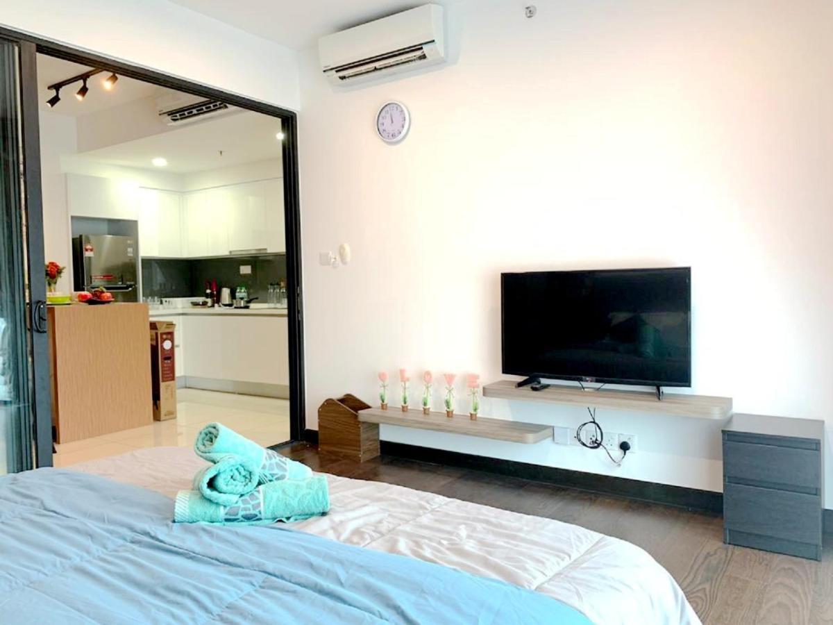 Apartment Almas Puteri Harbour *