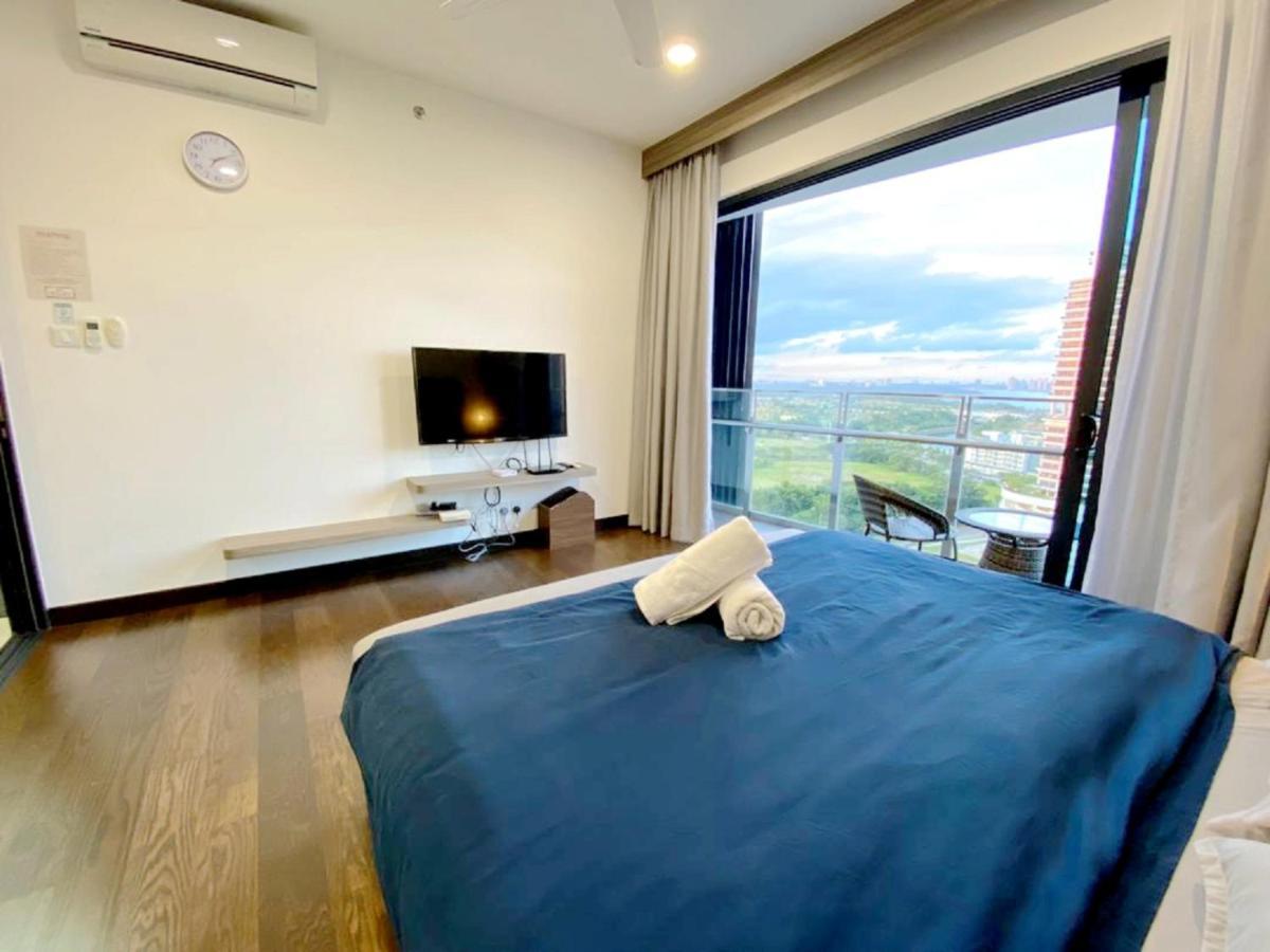 Apartment Almas Puteri Harbour *