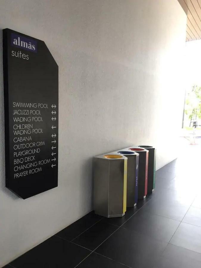 Almas Puteri Harbour Apartment